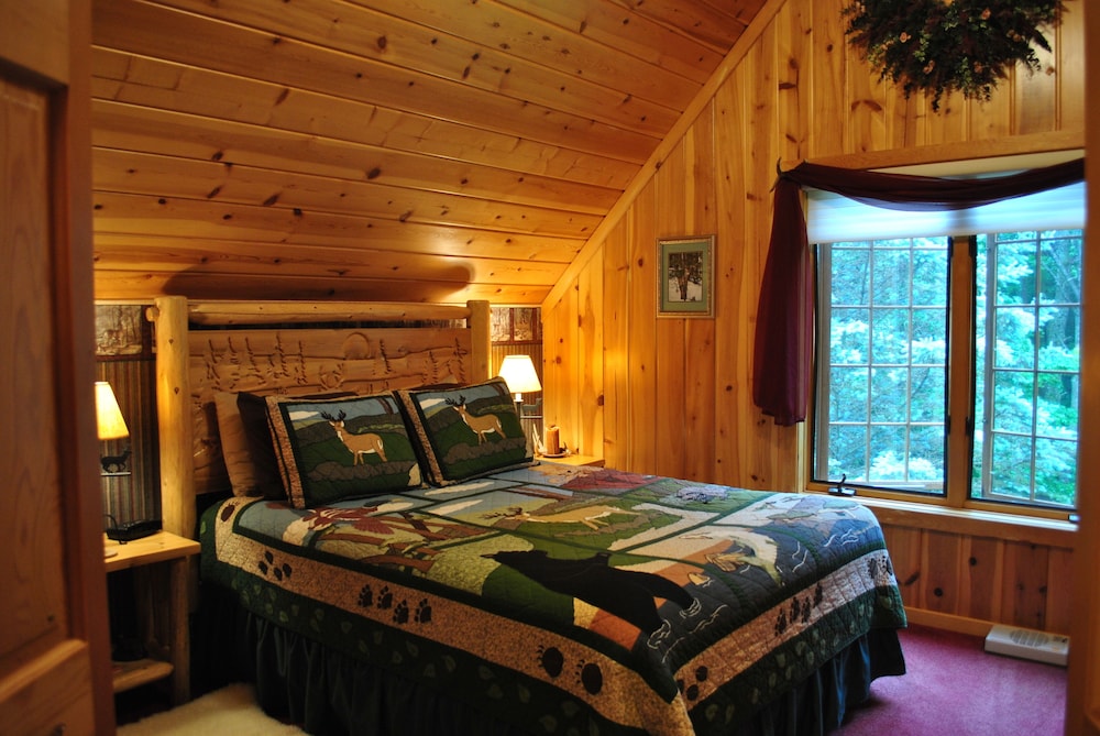 Deer Room photo 1