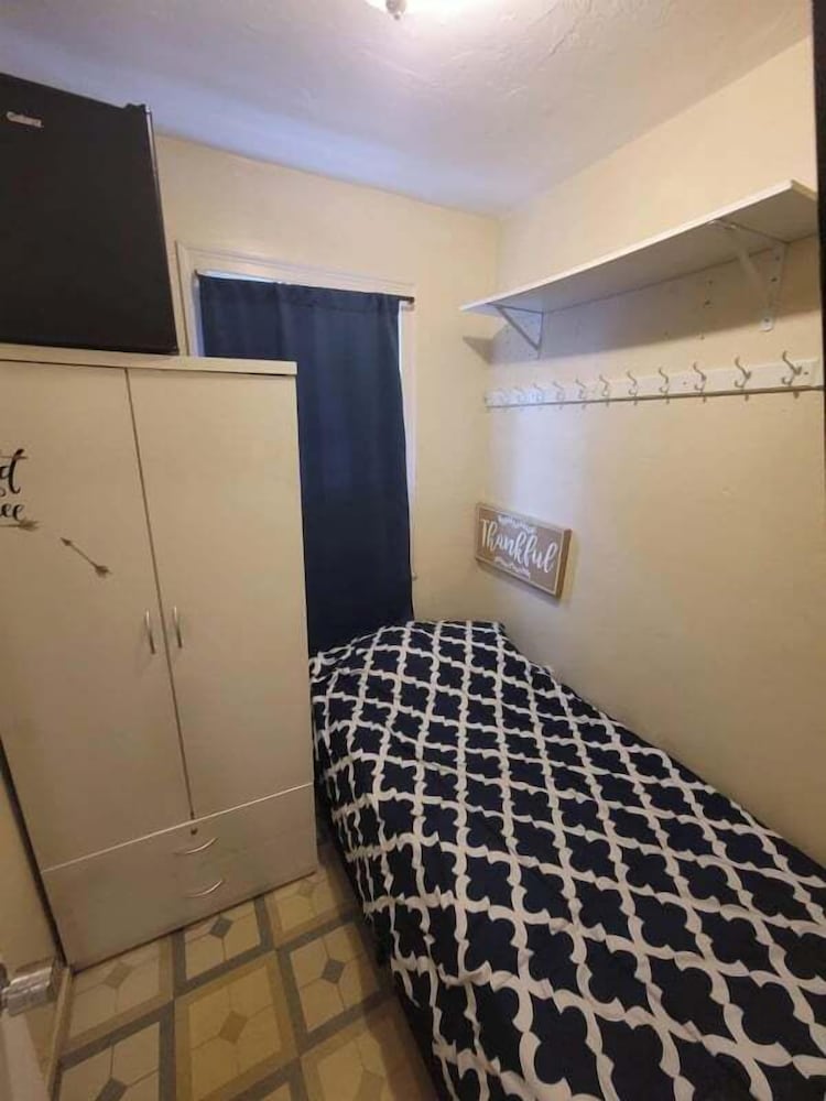Basic Room photo 1