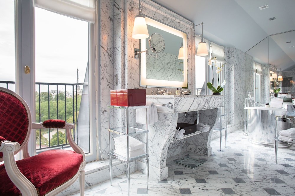 Suite (Imperial) photo 3