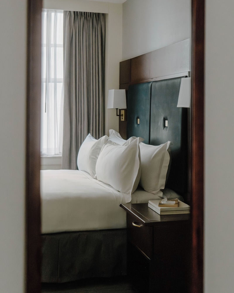 Room, 1 Queen Bed - Photo 3