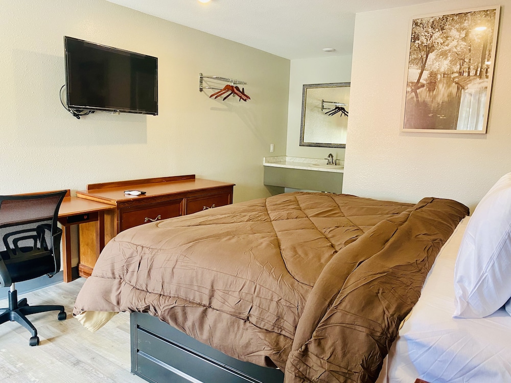 Luxury Suite, 1 King Bed photo 3