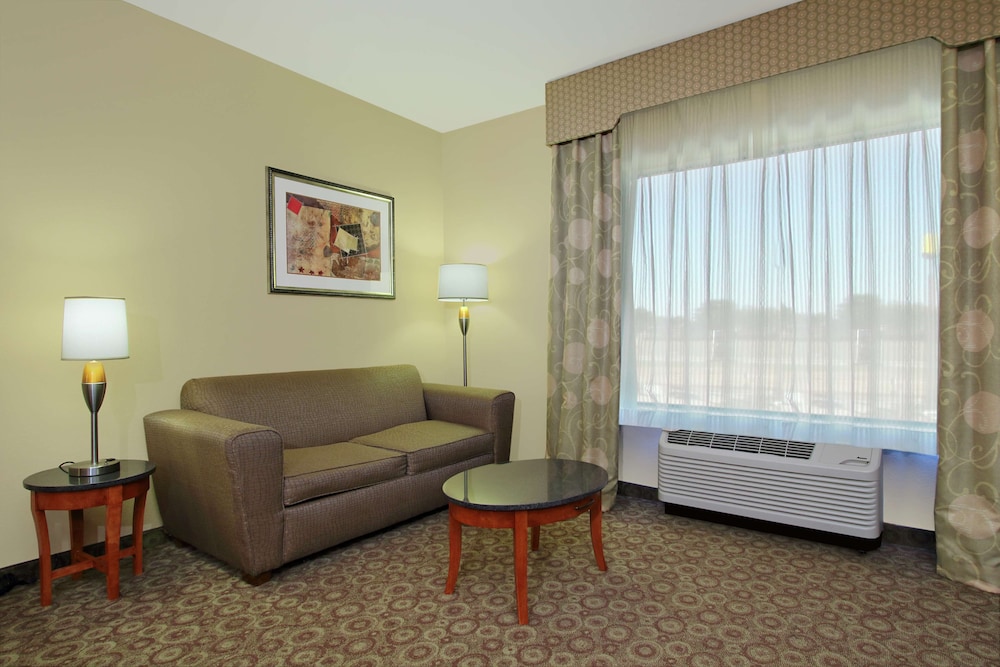One King and One Sofa Bed, Non-Smoking - Photo 4