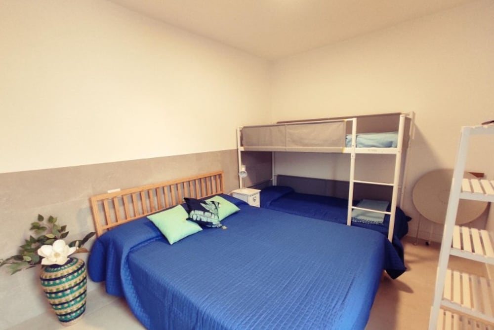Apartment, 2 Bedrooms, Balcony, City View