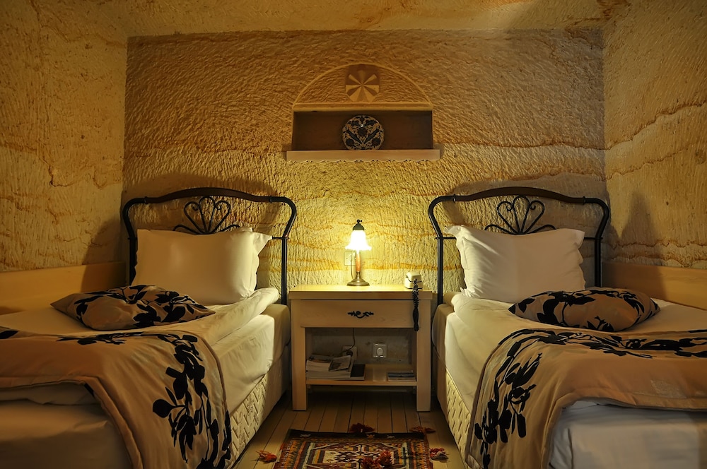 Economy Twin Room, Multiple Beds