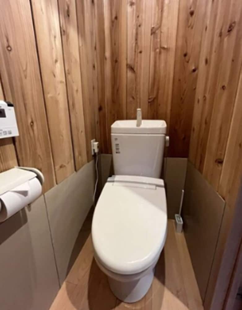 Twin Room, Non Smoking - Photo 5