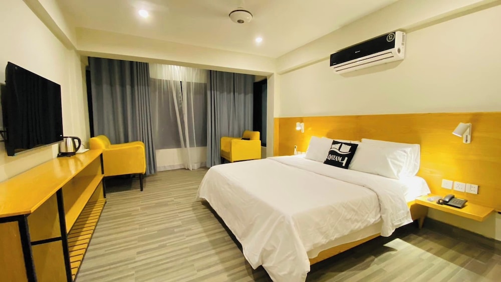 Deluxe Double or Twin Room photo 3