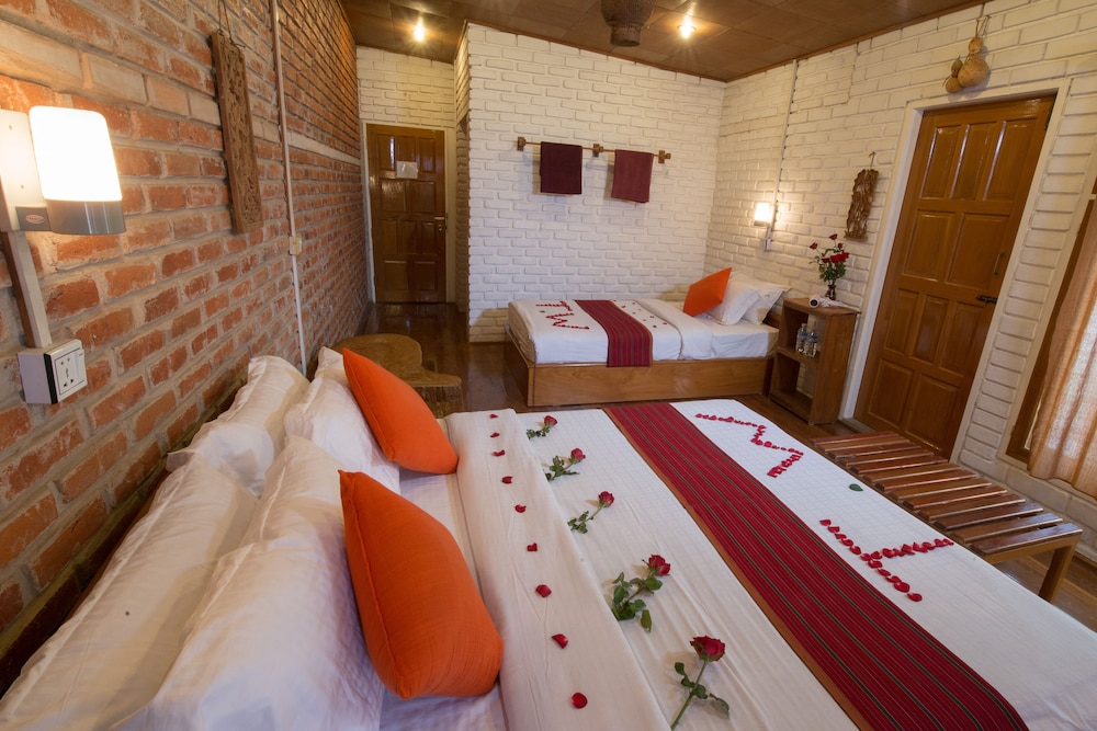 Family Triple Room, 2 Bedrooms, Garden View, Corner photo 3