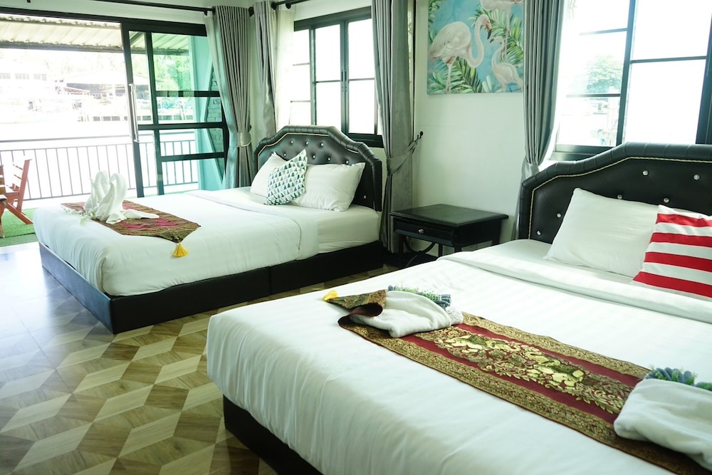 Family Suite - Photo 20