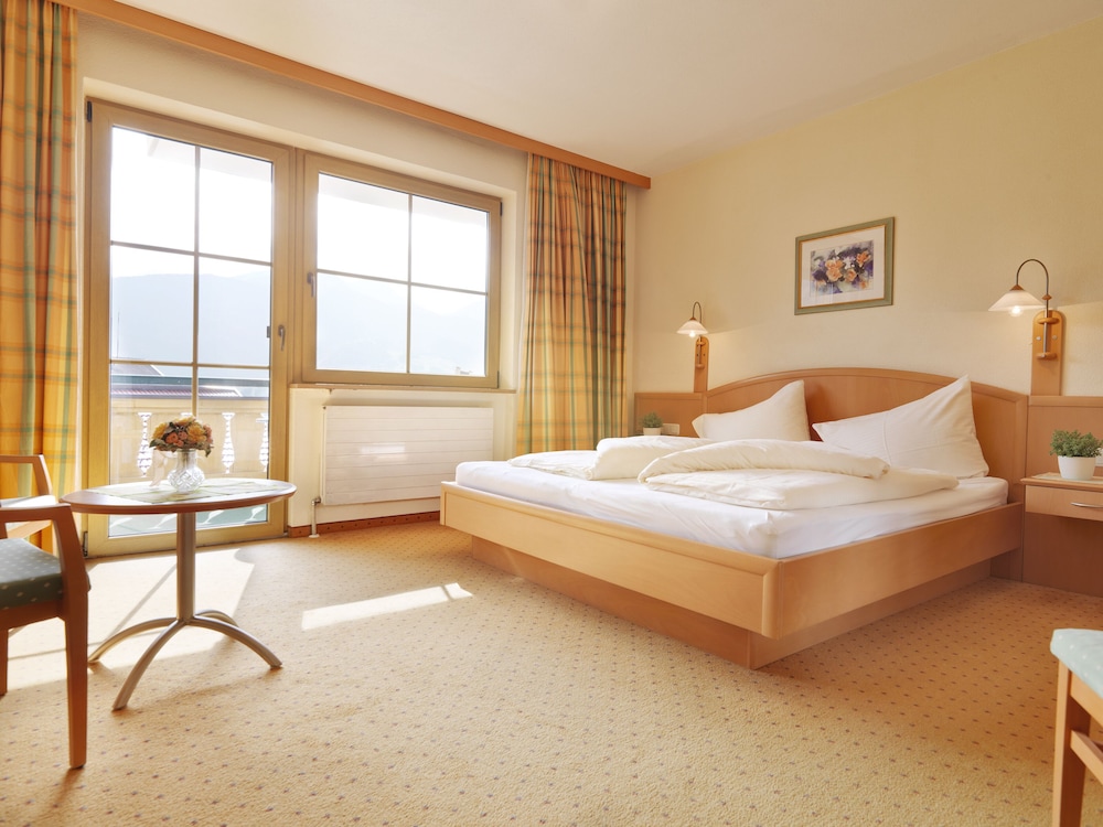 Classic Double Room, Balcony