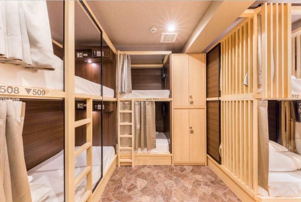 Shared Dormitory, Women only photo 3
