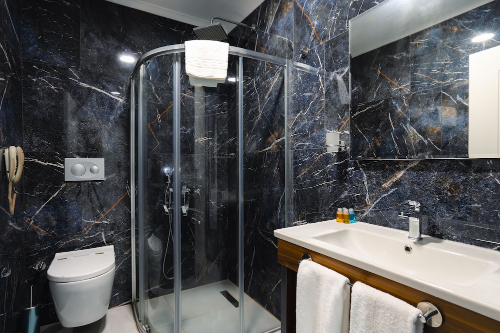 Standard Room, Sea View - Photo 5