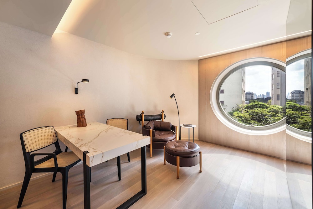 Room (Paulista)