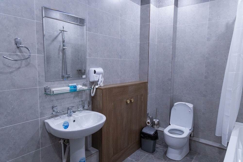 Luxury Suite photo 1