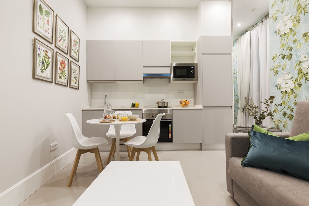 Apartment, 1 Bedroom (Interior) - Photo 1