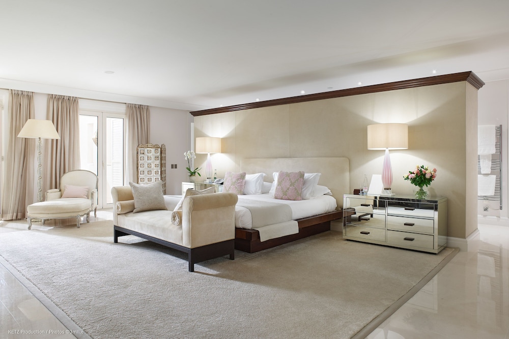 Ambassador Suite