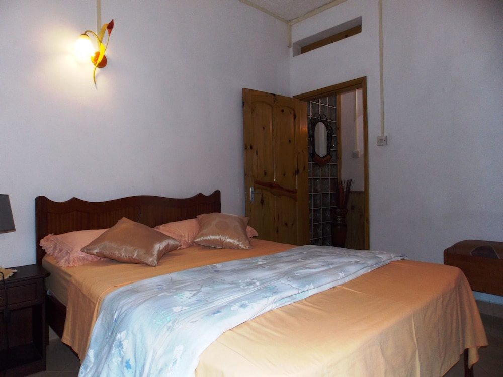 Apartment, 2 Bedrooms, Kitchen photo 2