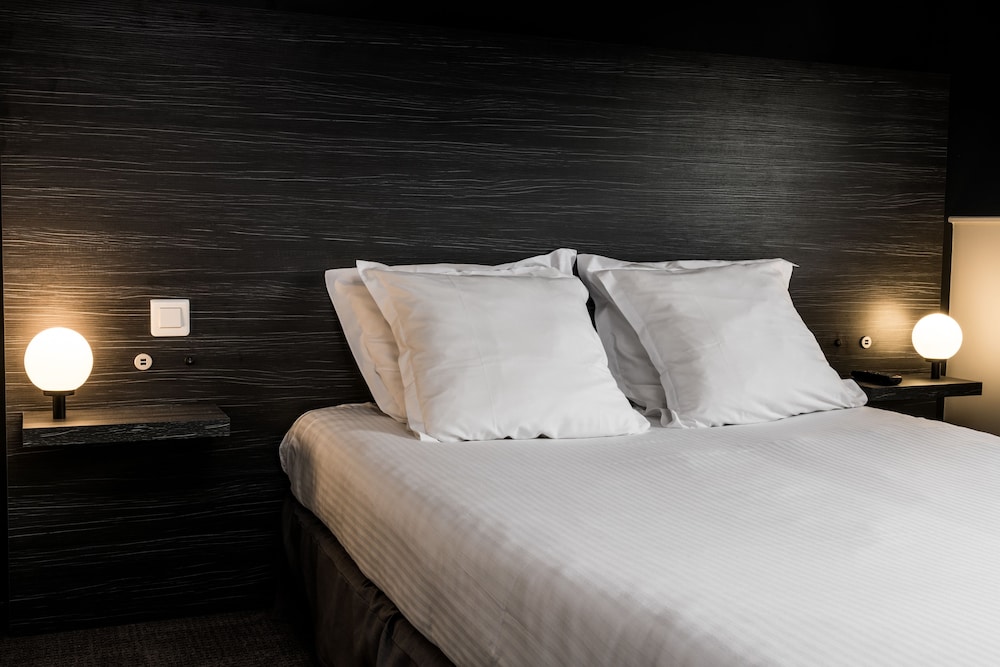 Superior Double Room, 1 Queen Bed, Courtyard View photo 1