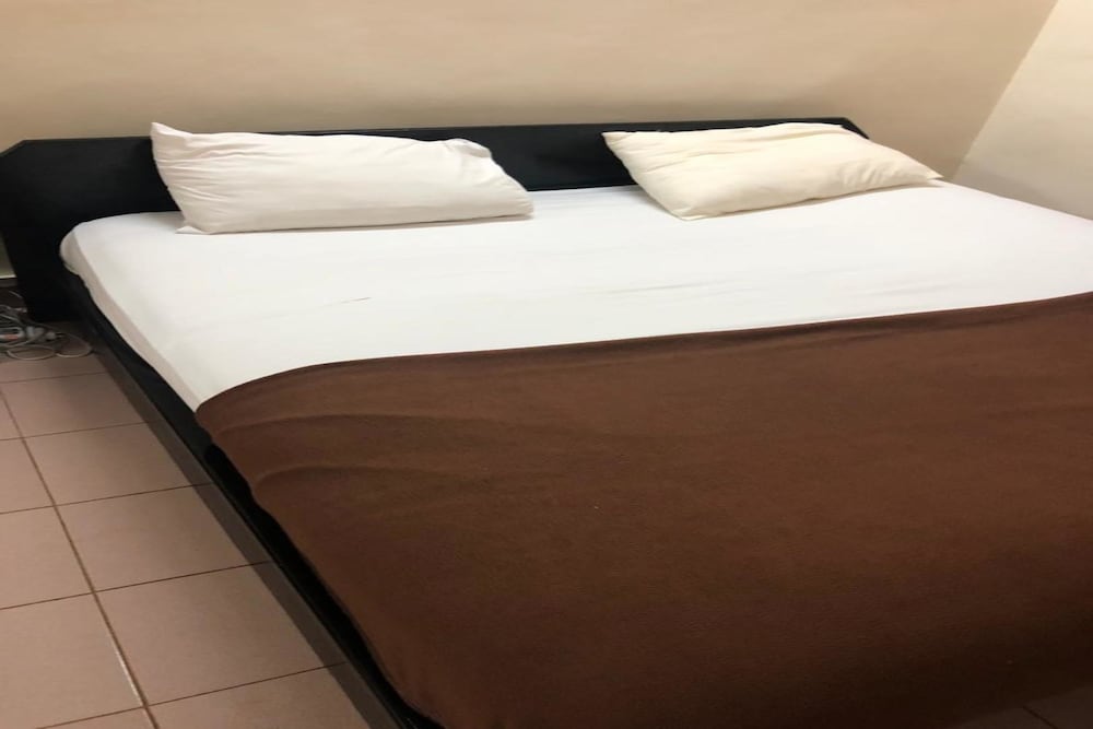 Standard Double Room, 1 King Bed, Non Smoking photo 1