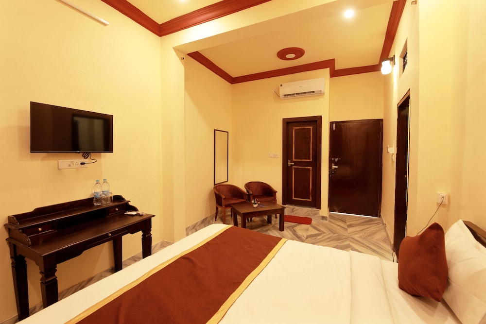 Royal Room - Photo 5