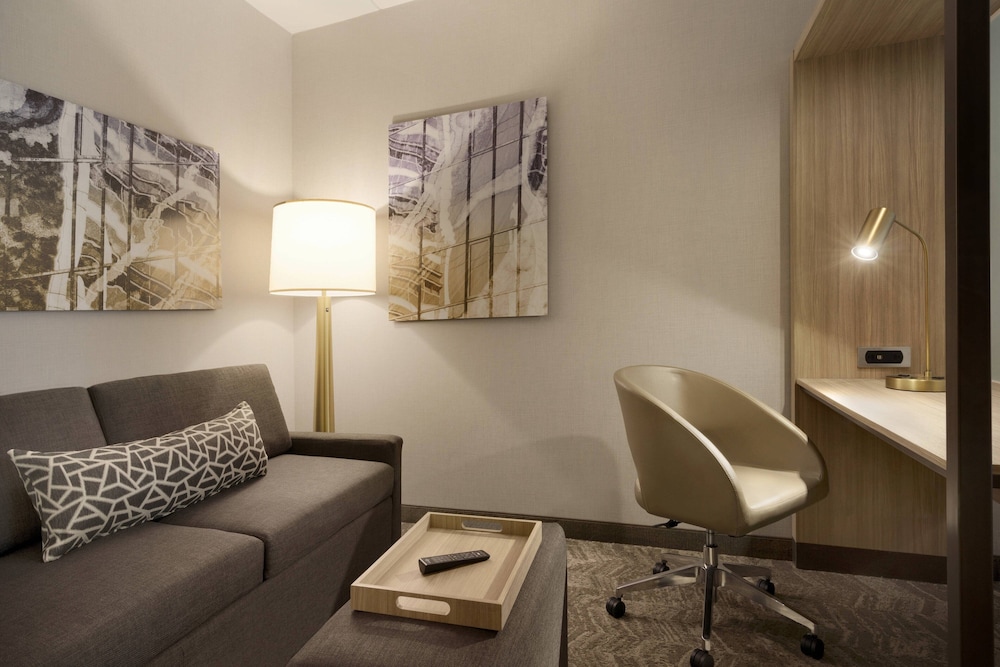Suite, Multiple Beds