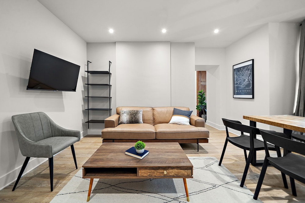 Comfort Apartment, City View