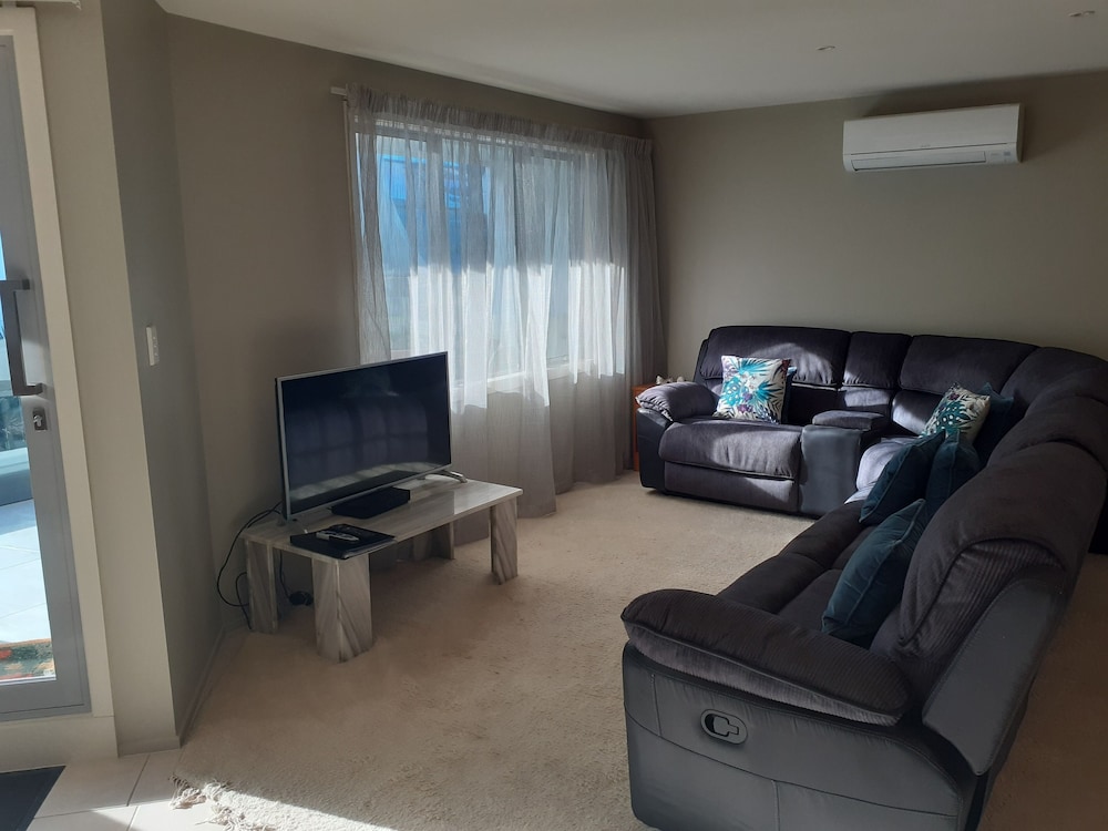 Premier Apartment photo 3
