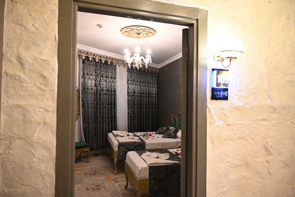 Luxury Triple Room photo 1