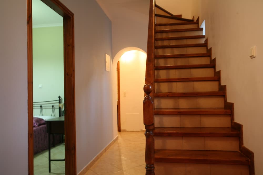 Family Villa, 3 Bedrooms, Private Pool, Sea View (Evelyn) photo 2