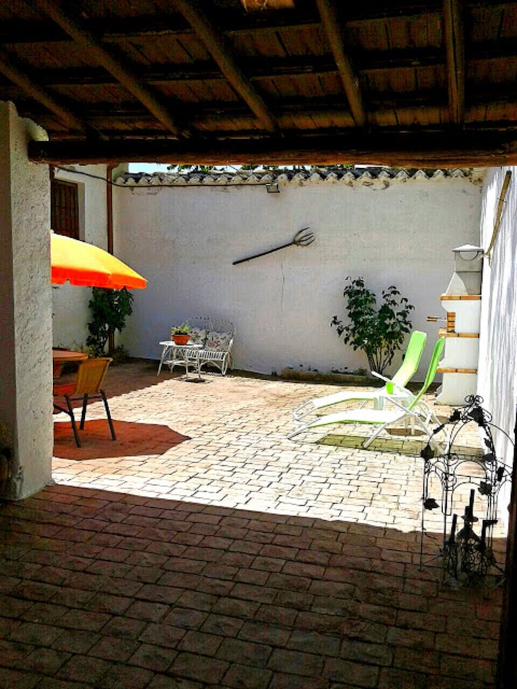 House, 1 Bedroom photo 3