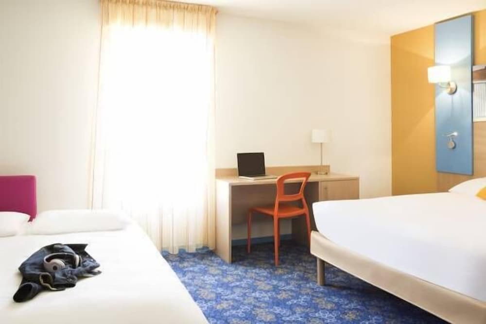 Standard Room, 1 Double Bed - Photo 2