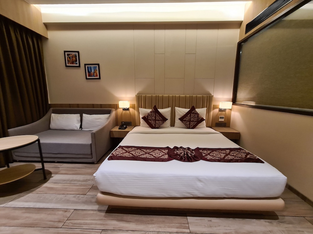 Executive Room - Photo 2
