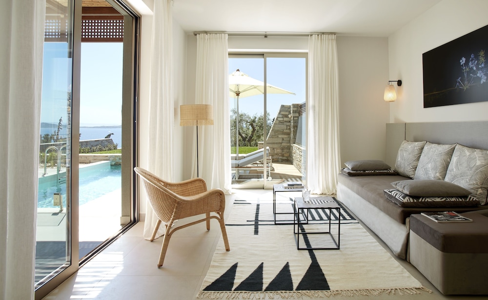 Ocean One Bedroom Pool Villa