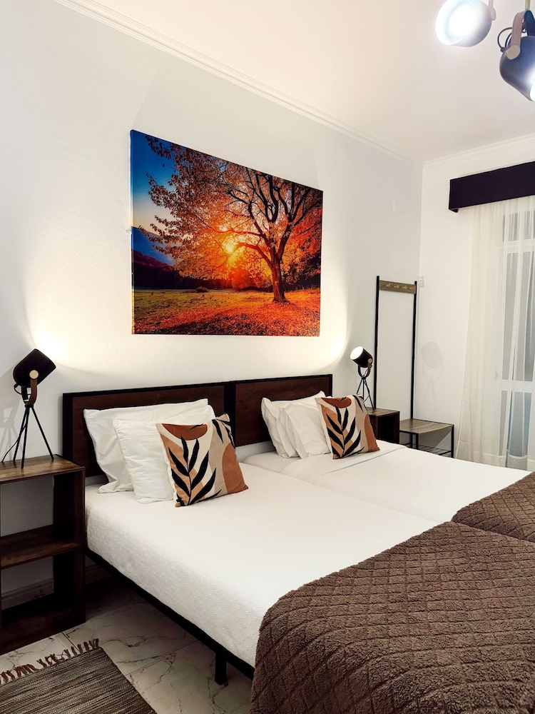 Standard Triple Room, Shared Bathroom, Garden View