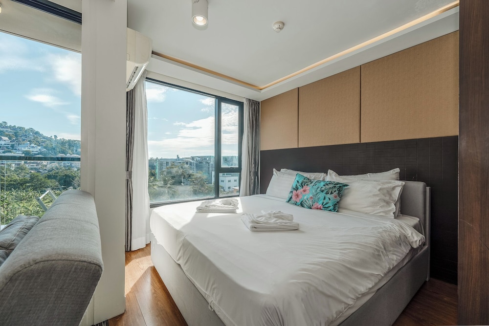 Apartment, Balcony