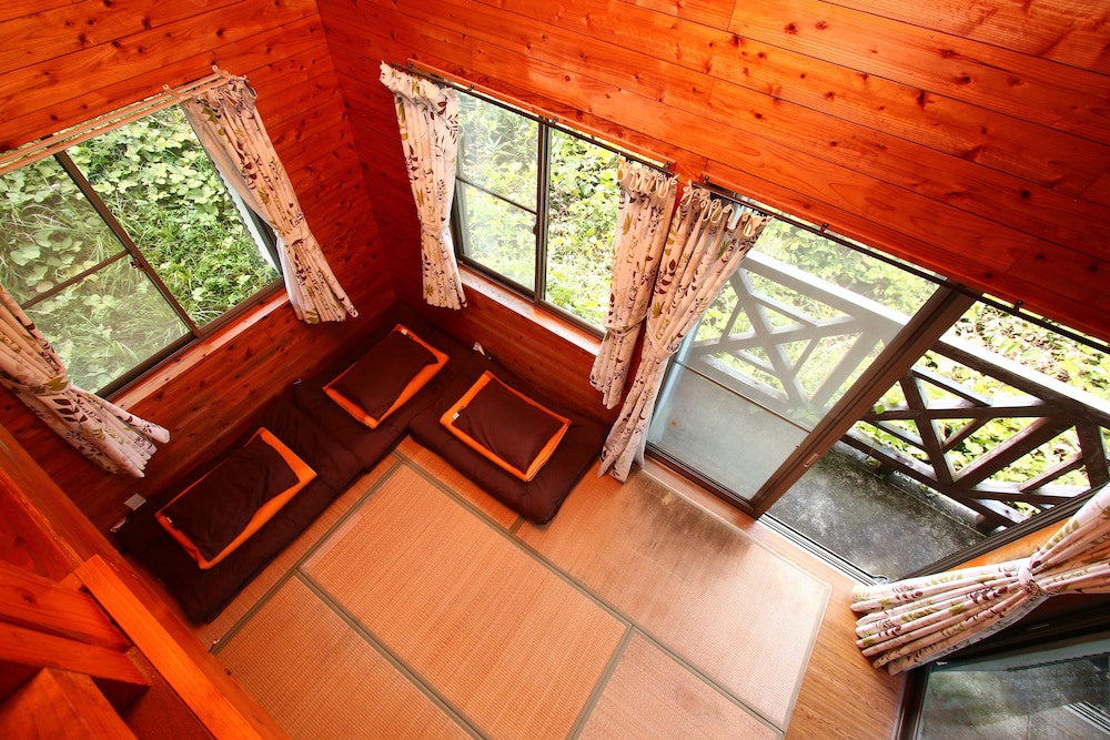 Family Bungalow photo 2