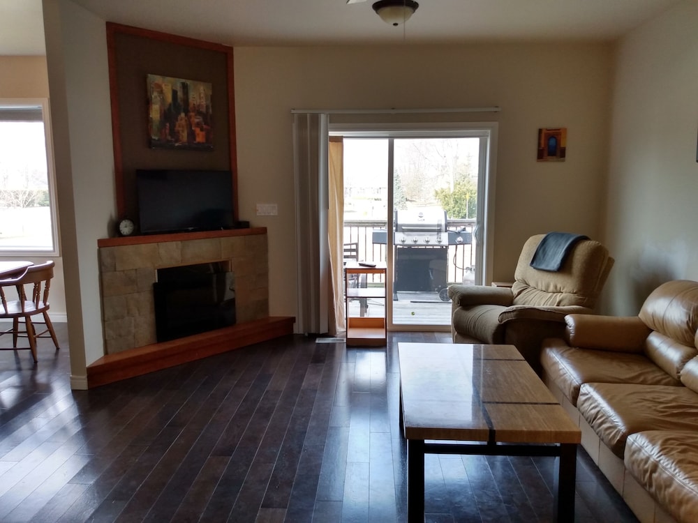 Business House photo 3
