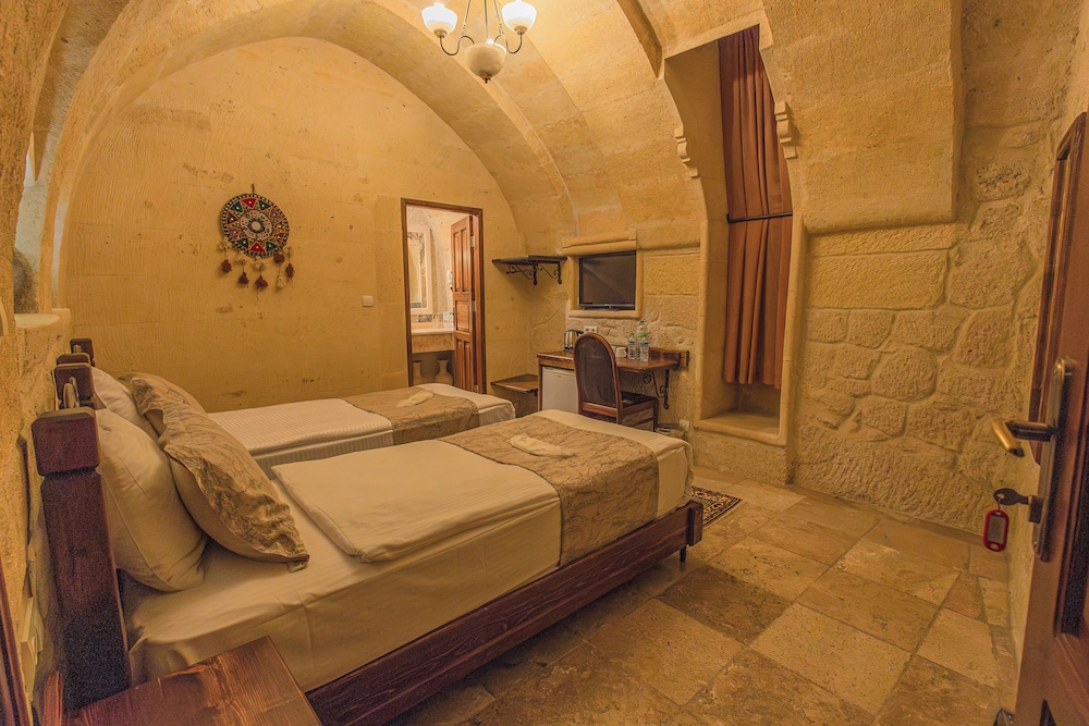 Standard Twin Room, 2 Twin Beds photo 2