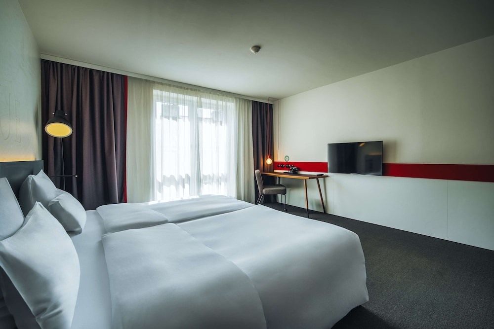 Room Plus thumbnail 5