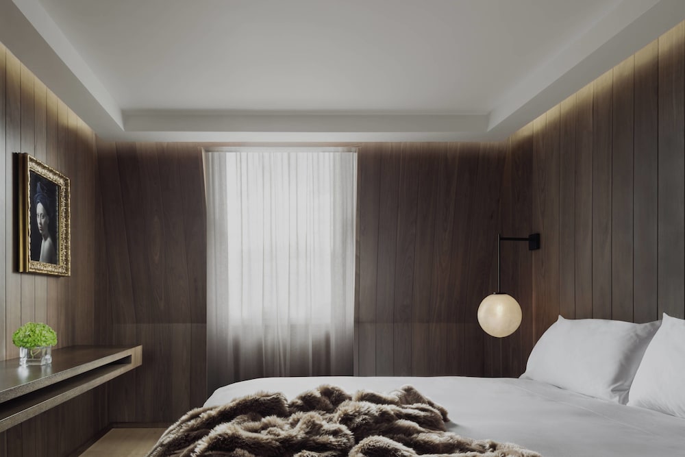 Suite, 1 Bedroom photo 1