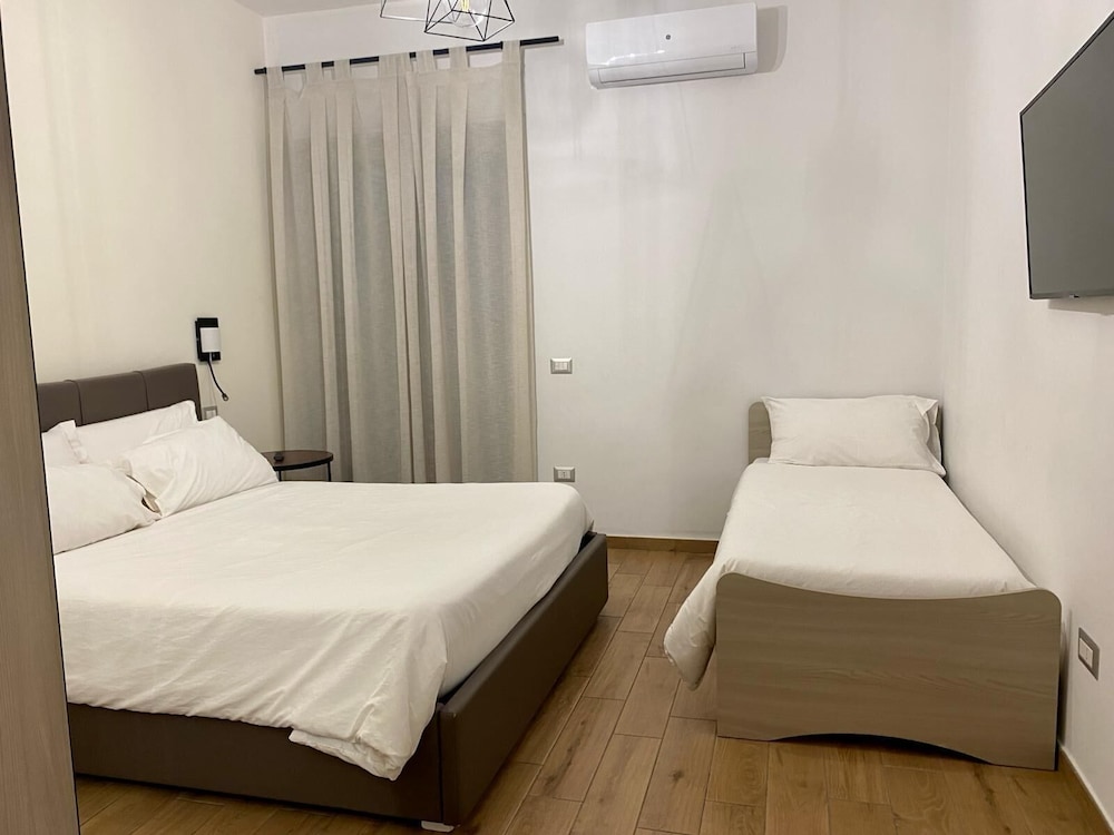 Family Apartment photo 3