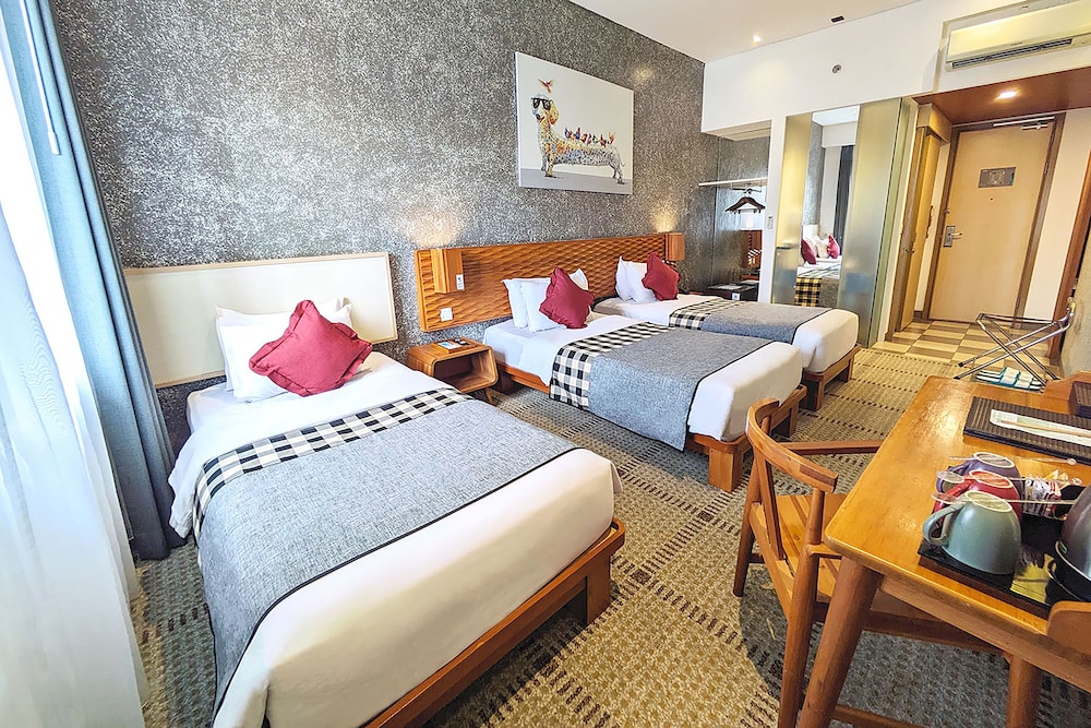 Deluxe Triple Room (Stylish) photo 2