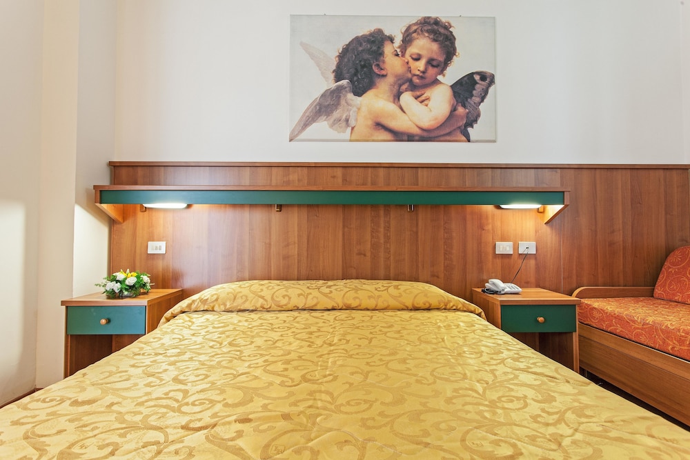 Triple Room - Photo 5