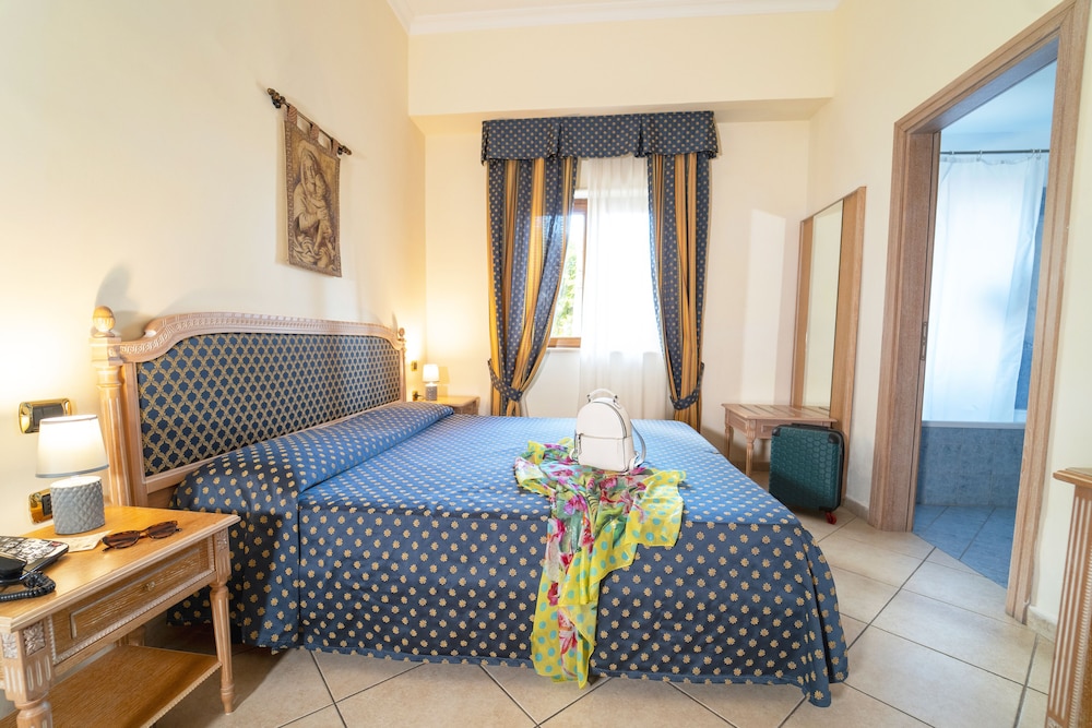 Classic Plus Room