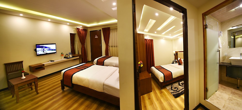 Family Suite, 2 Bedrooms (Complimentary Airport Pick-up), photo 6