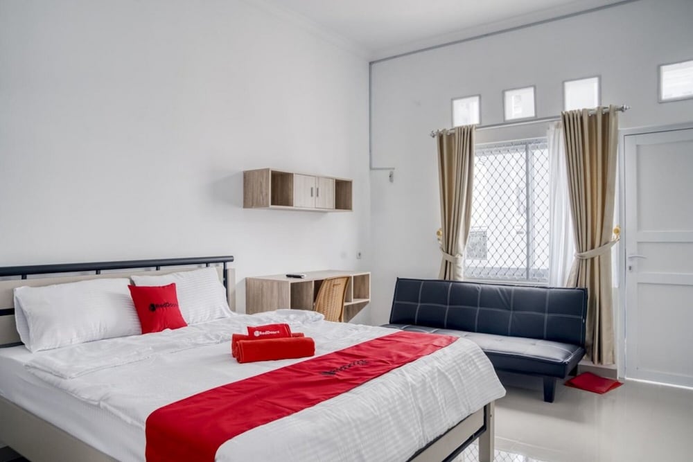 Premium Room (Reddoorz)