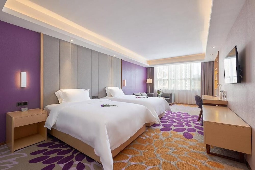 Luxury Twin Room, City View photo 2
