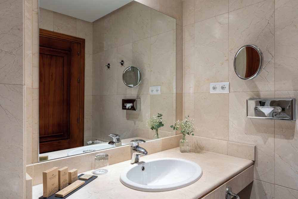 Duplex - Photo 8