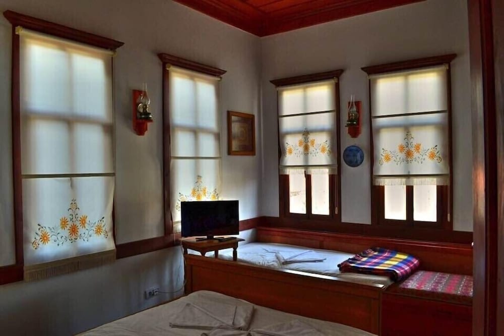 Standard Room photo 3