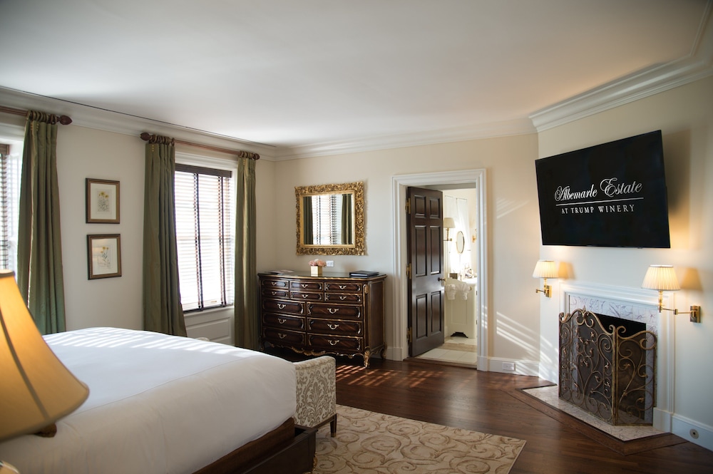 Deluxe Room (Estate) photo 1