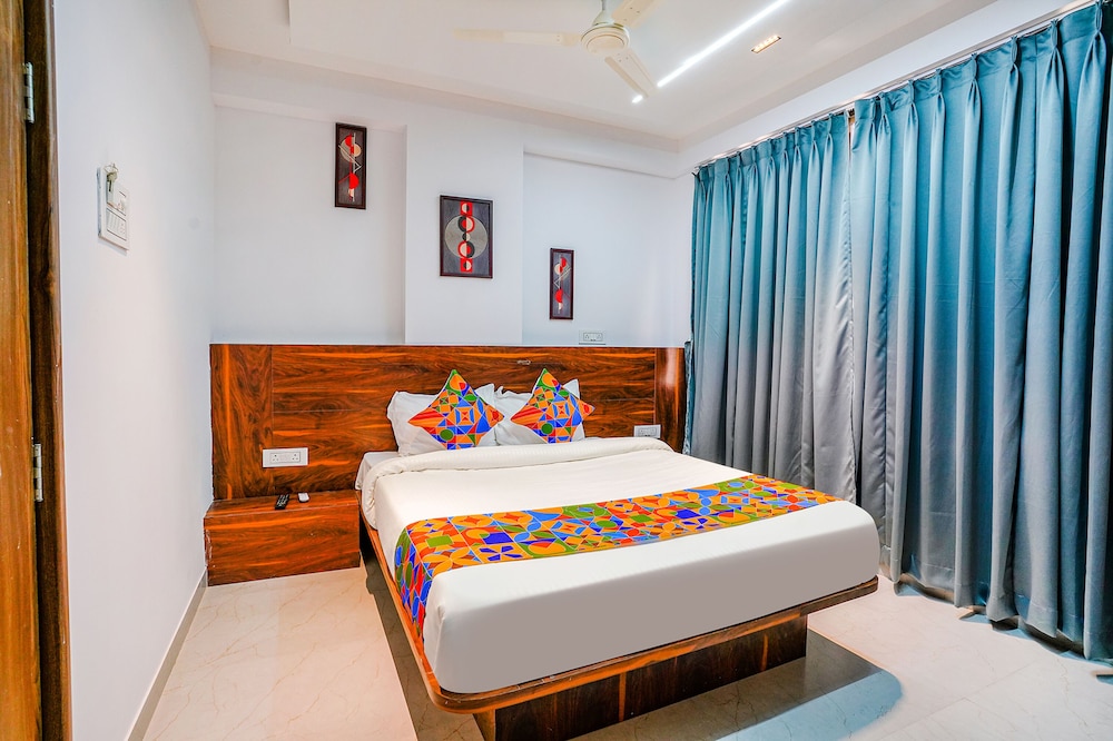Deluxe Room - Photo 1